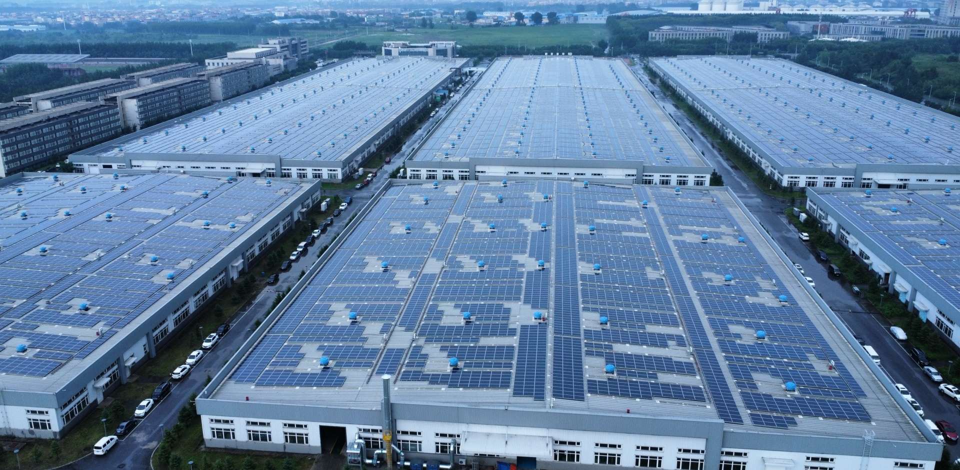 1920-2017年12月 遼寧沈陽蘇泊爾工業園18MW光伏發電項目 年發電約2000萬度.jpg